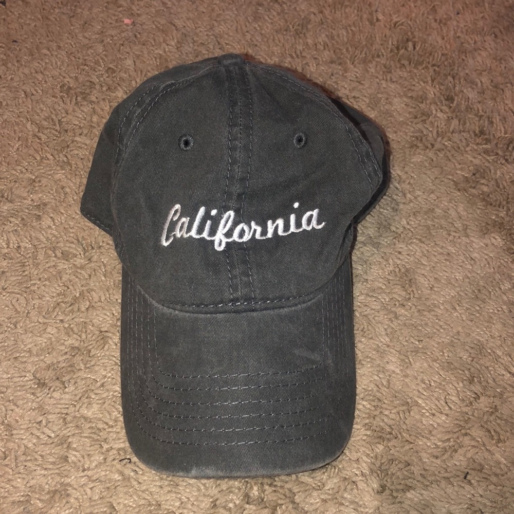 Brandy Melville California Hat